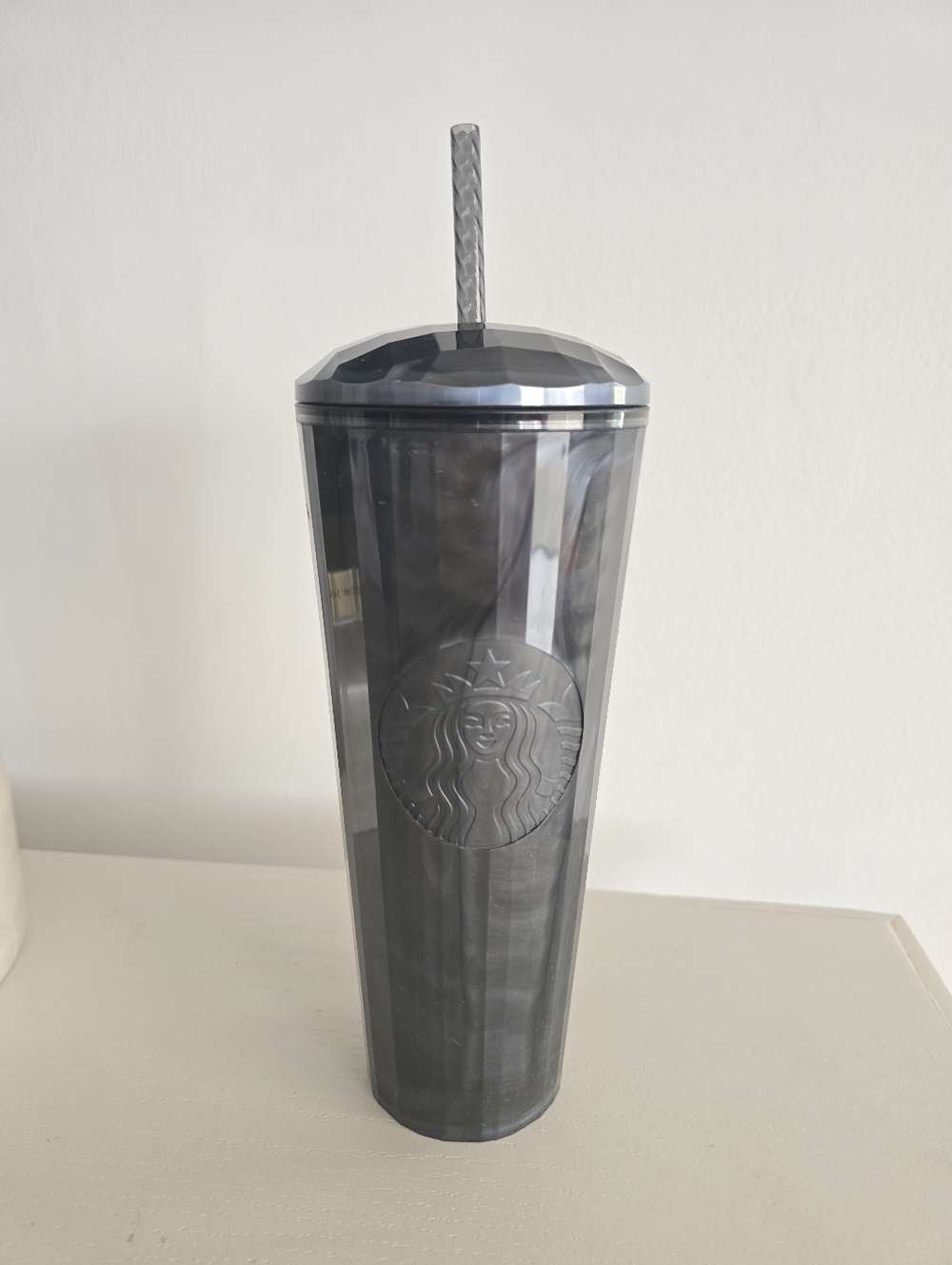 Starbucks Iridescent Black Pearl Marbled Venti 24 oz Cold Tumbler